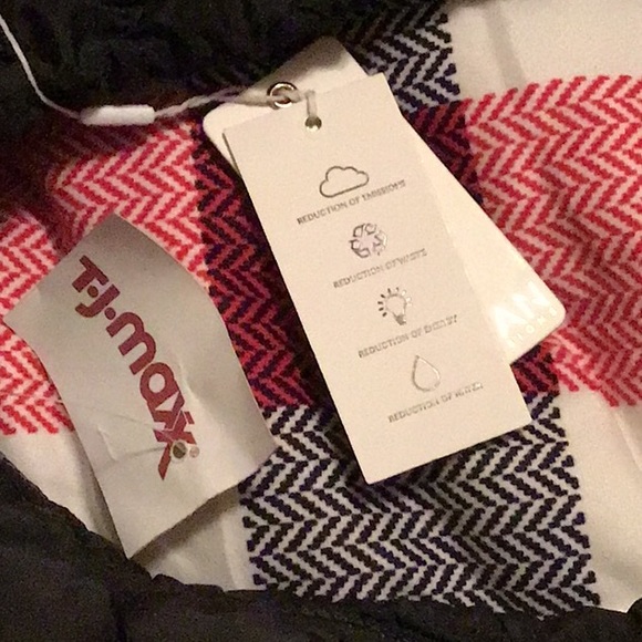 CASUAL BLACK NYLON PARACHUTE BAG, NWT - Picture 2 of 3